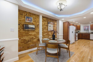 40 Poultney St-8